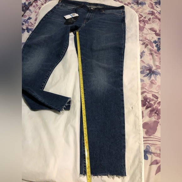 Lucky Ava Skinny Jeans with Raw Hem - Picture 14 of 15